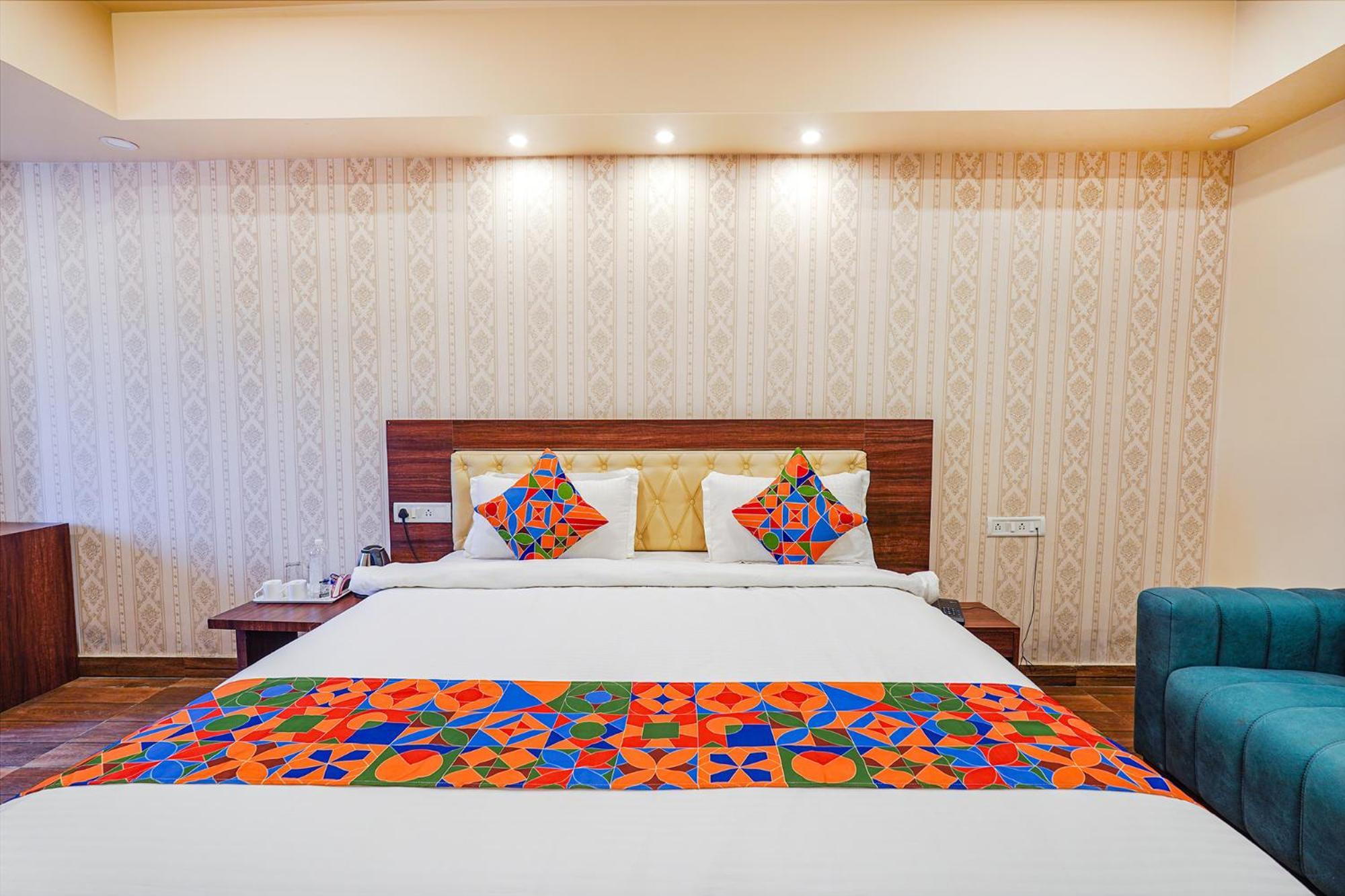 Fabhotel Grand Falcon Bangalore Exterior foto